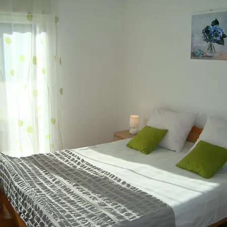 Apartamento With A Parking Space Slatine, Ciovo - 11493