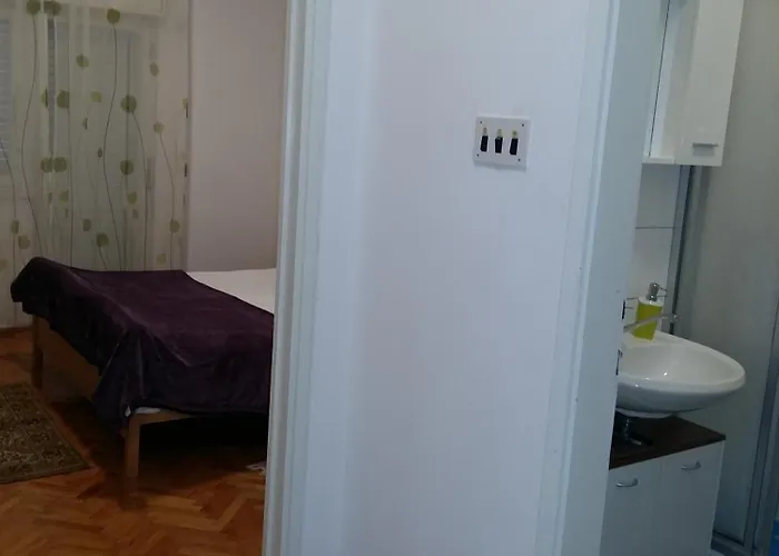 With A Parking Space Slatine, Ciovo - 11493 Slatine