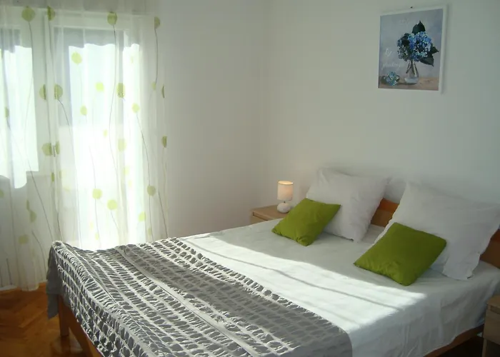 Apartamento With A Parking Space Slatine, Ciovo - 11493